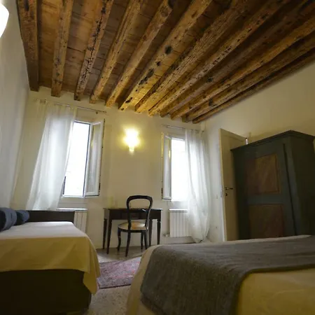 La Storica Appartement *